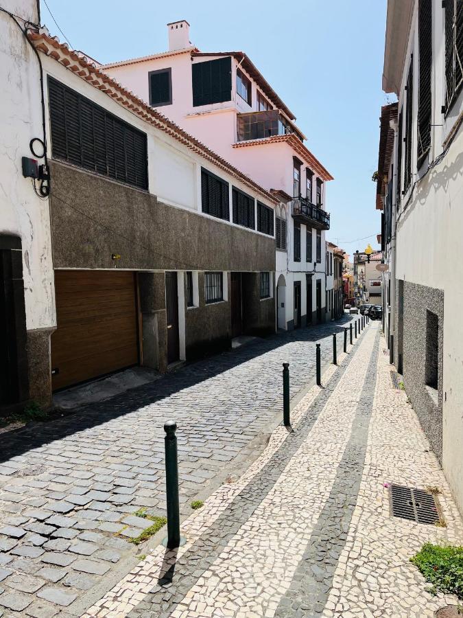 Lovely 2-Bedroom Rental Unit In Historic Funchal المظهر الخارجي الصورة