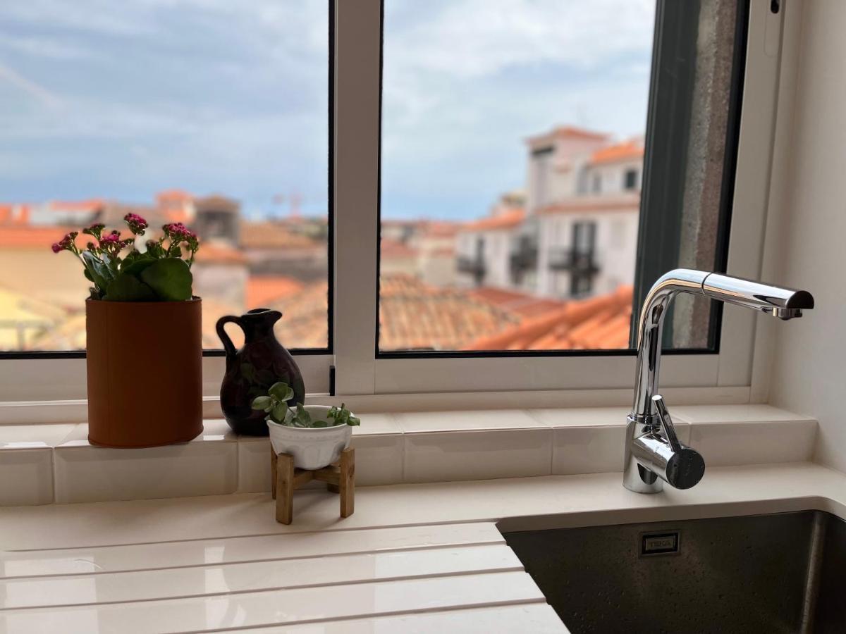 Lovely 2-Bedroom Rental Unit In Historic Funchal المظهر الخارجي الصورة